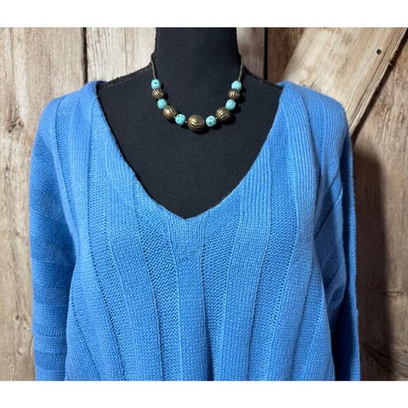 Forever 21 V Neck Knit Sweater Crop Top Blue Women's Size Medium - Picture 4 of 10